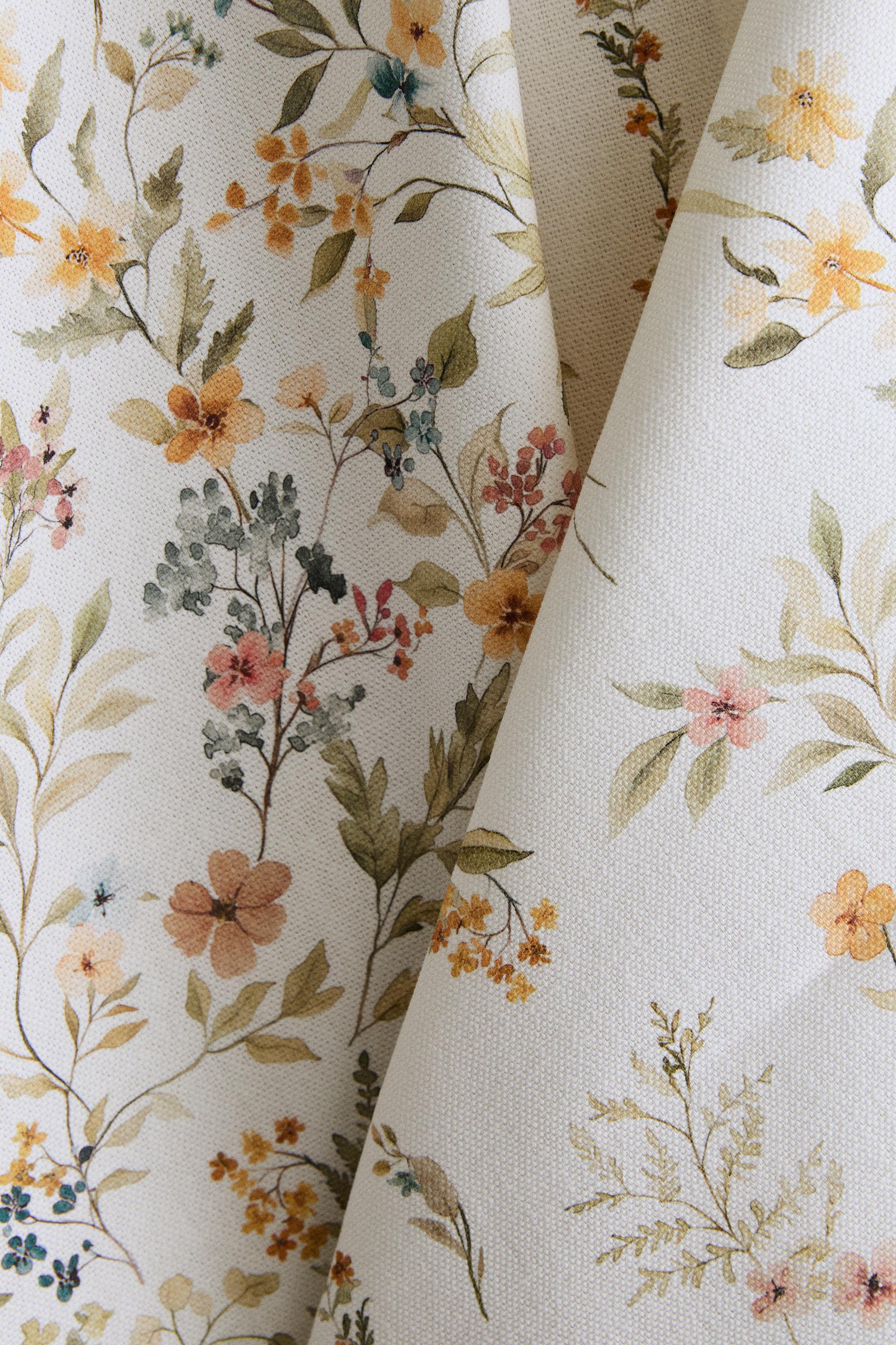 PACK OF FLORAL PRINT TEA TOWELS (PACK OF 2)